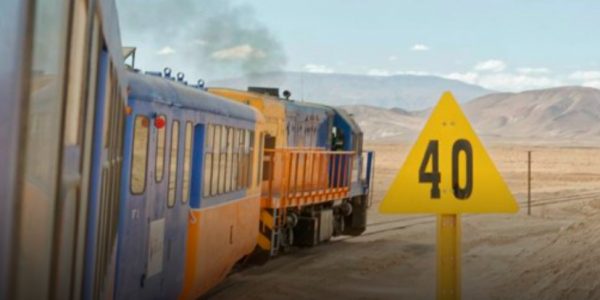 Ferrocarril Arica – La Paz realizó su primer servicio turístico a Central