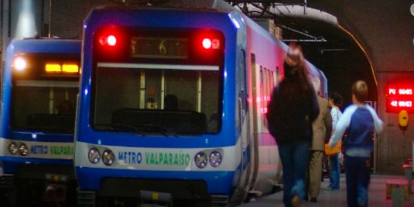 Metro Valparaíso dispondrá servicios adicionales y será durante la jornada electoral del domingo 17