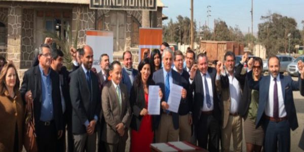 Grupo EFE y Gobierno Regional firman convenio para futuro centro cívico de Arica
