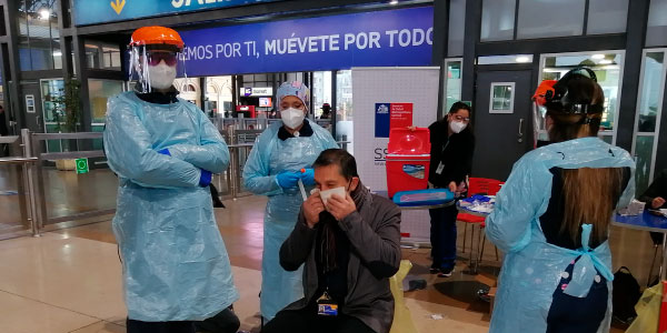 En Estación Central aplican test PCR a pasajeros y a colaboradores de ferrocarriles