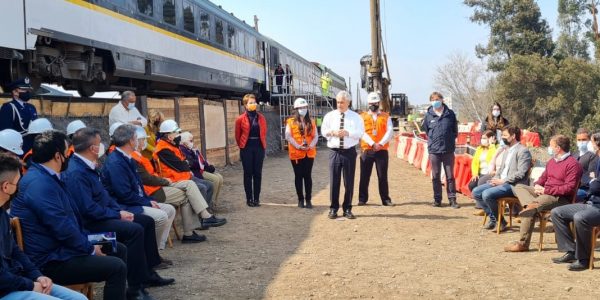 Presidente Piñera visita avance de obras de construcción del nuevo tren Santiago-Melipilla