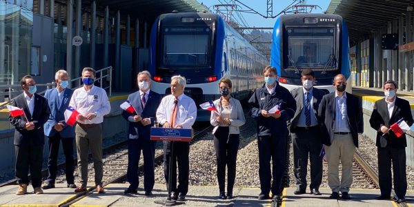 MTT y EFE inauguran moderna flota de trenes para los servicios de Biotren y Laja-Talcahuano