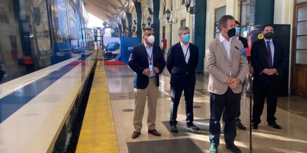 Nuevos trenes para servicio Rancagua-Estación Central cierran etapa de pruebas