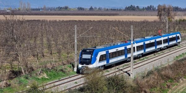 EFE recibe ofertas de tres grandes consorcios para proveer trenes del futuro servicio de Santiago-Melipilla y Quinta Normal-Batuco