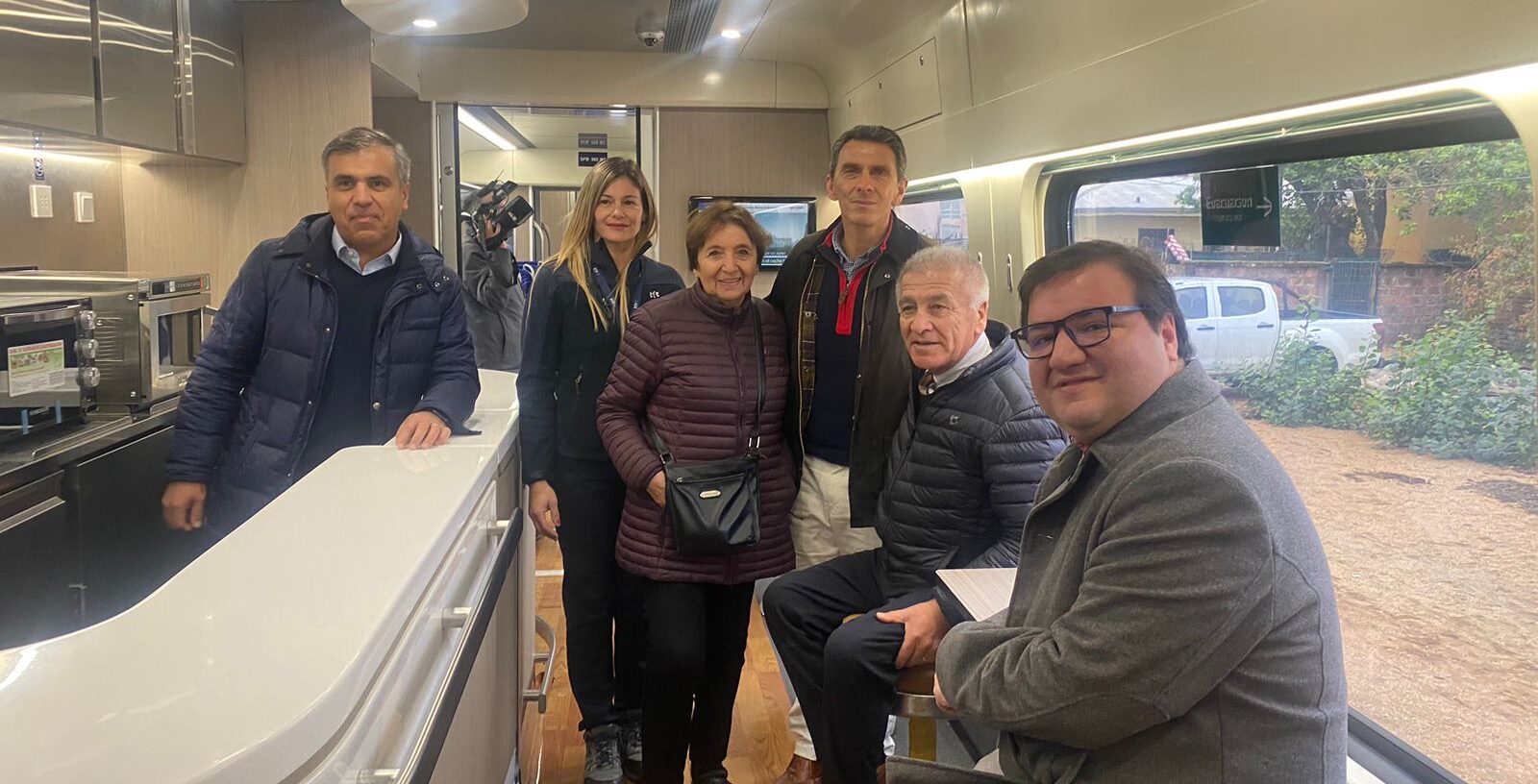 Tren más moderno de Sudamérica es presentado en Región de Ñuble