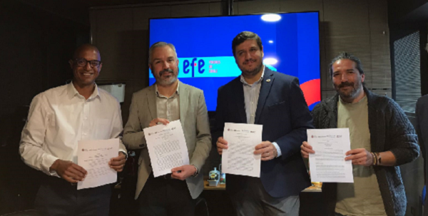 PUCV y EFE Valparaíso firman convenio de cooperación con investigadores franceses para potenciar innovación y desarrollo en tecnología ferroviaria