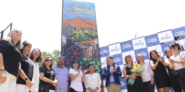 Estación Nos inaugura mural realizado por la comunidad