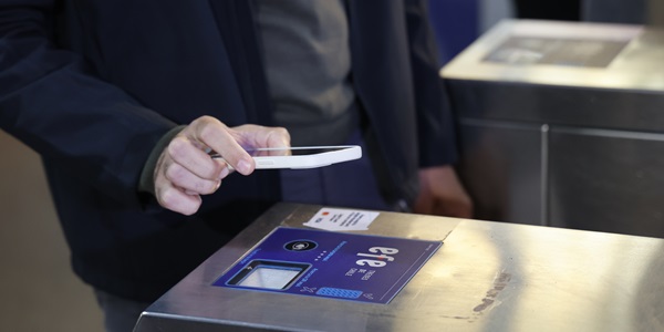 Aumenta el uso de tarjetas de crédito y débito, billeteras electrónicas y dispositivos inteligentes como medios de pago en Tren Limache-Puerto